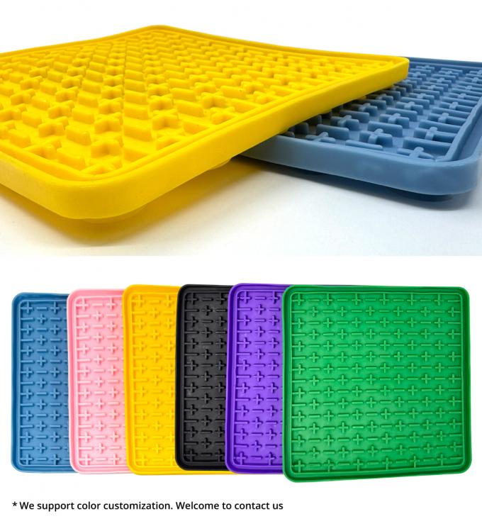 Dishwasher Safe Silicone Collapsible Lick Mat Dog With Suction Cups 1