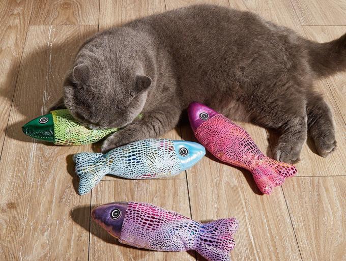 Cat Toy Colorful Fish Bite-Resistant Design With PP Cotton Filling Safe Durable Chew Toy 0